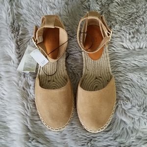 Gap suede espadrilles.